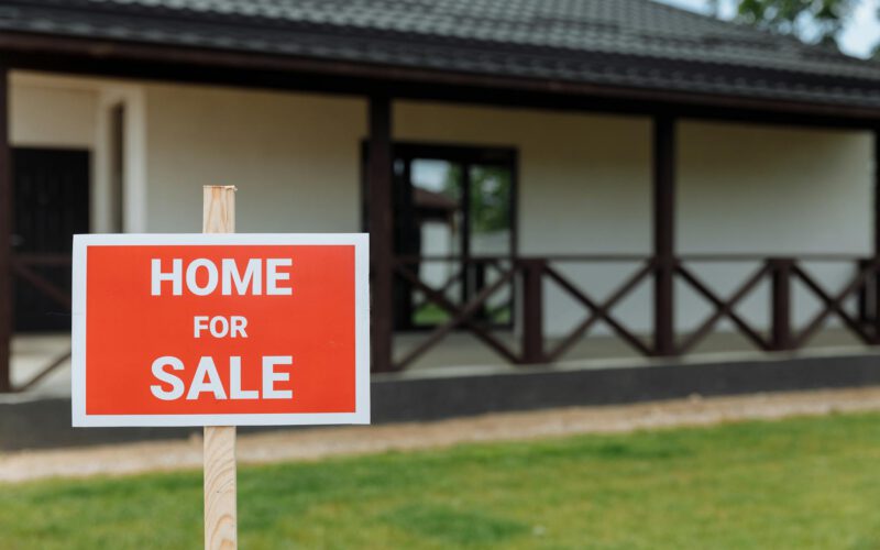 Rory O'Shea Edmonton real estate agent ready to answer your home buying and selling questions
