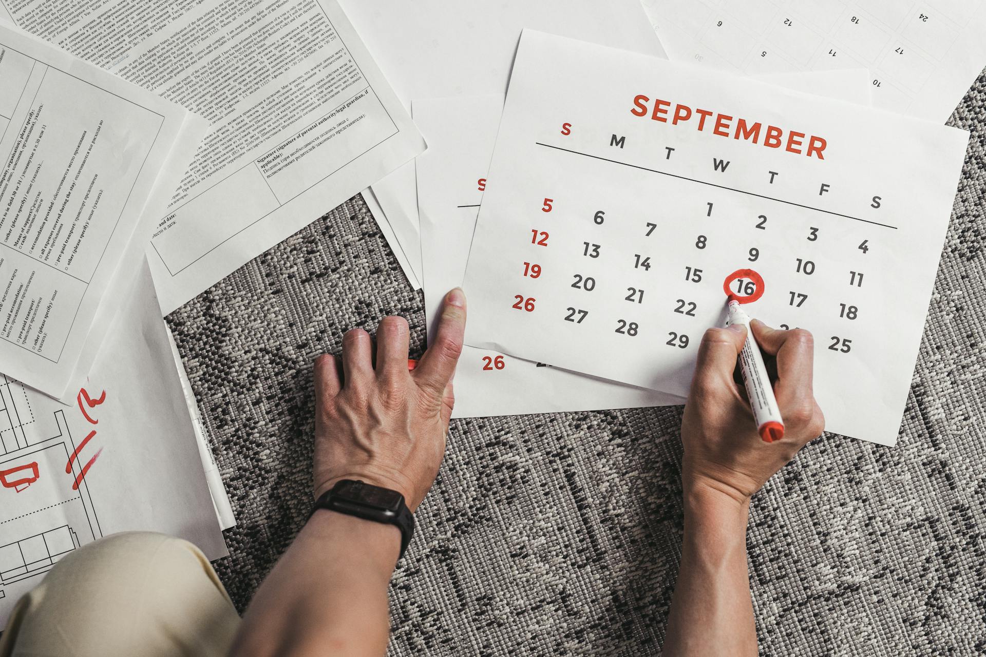 Planning accelerated bi-weekly mortgage payments to save thousands in interest